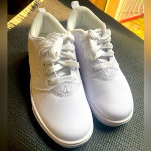 White Heelys big kid 3